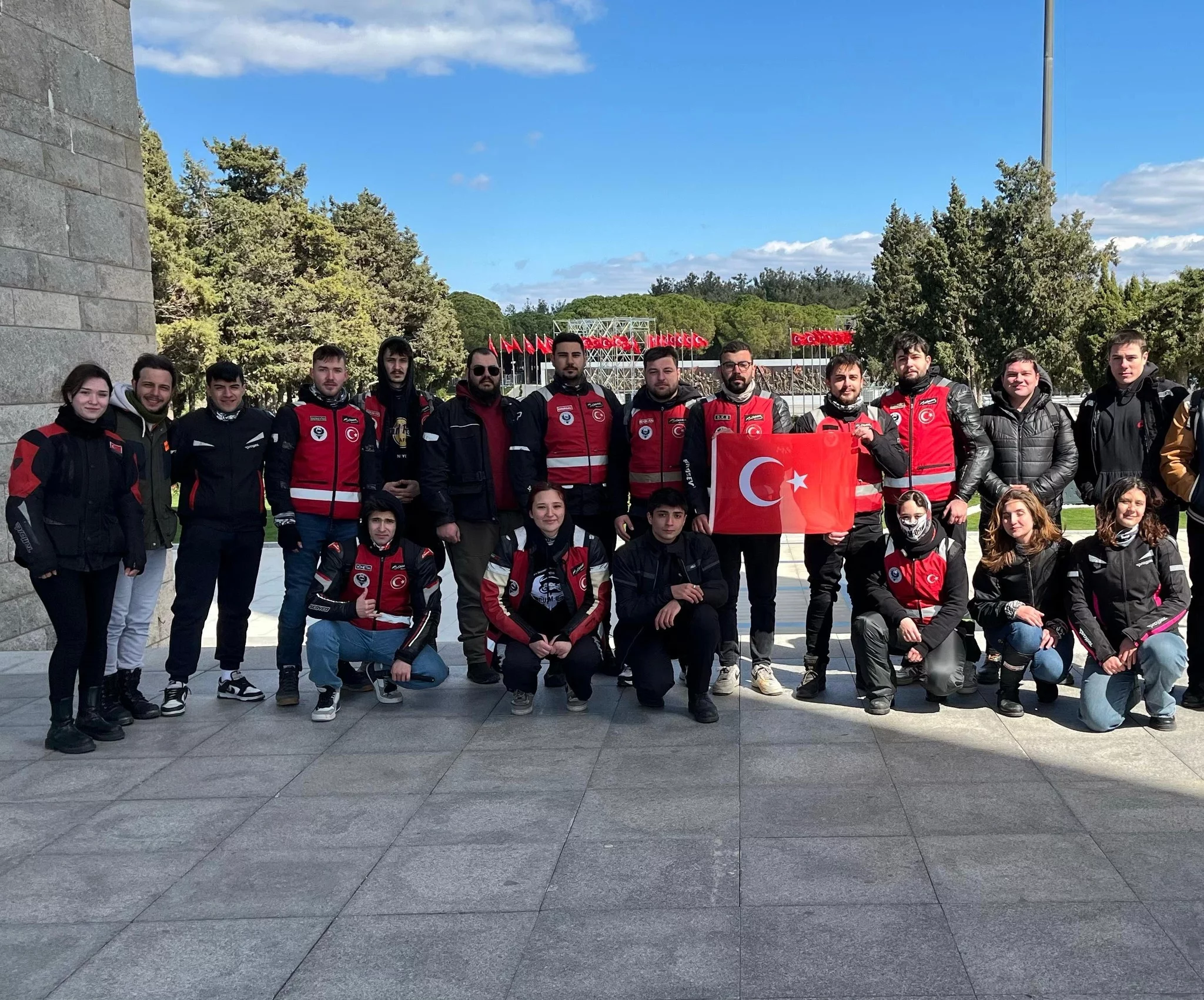 İki Teker Üstünde Güçlü Dayanışma